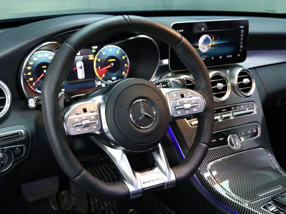 Mercedes-Benz C-Class 2019 — фото 13