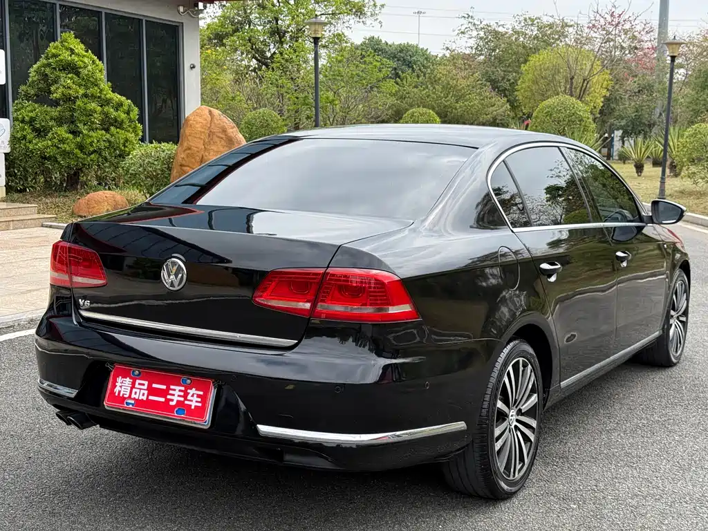 Volkswagen Magotan 2013