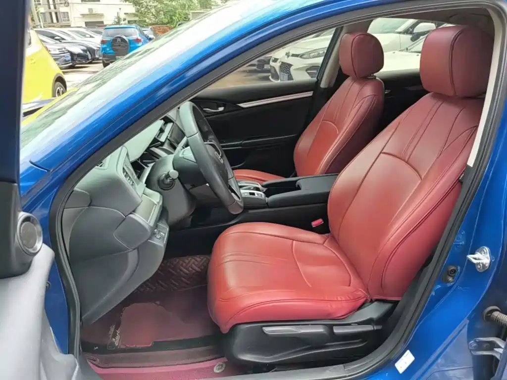 Honda Civic 2018 — фото 15