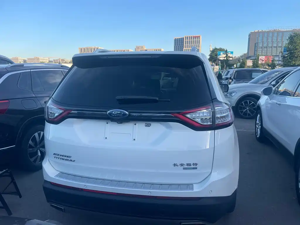 Ford Edge 2015 — фото 5