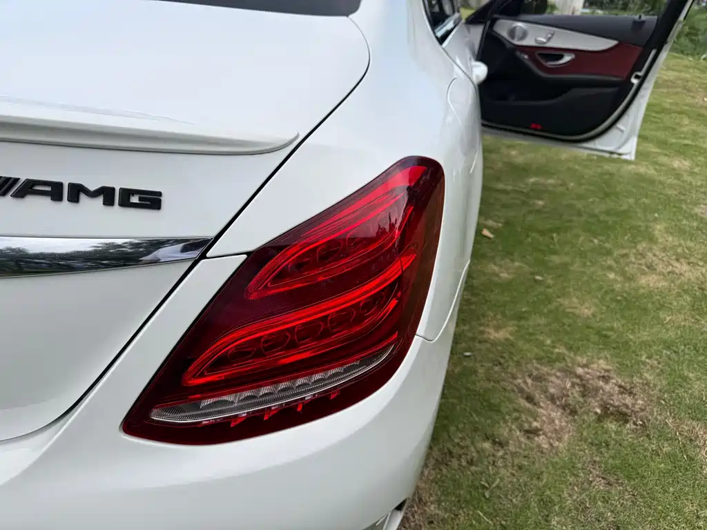 Mercedes-Benz C-Class 2018 — фото 16