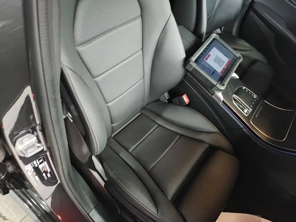 Mercedes-Benz C-Class 2020 — фото 25