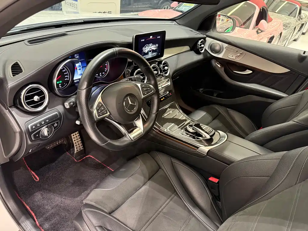 Mercedes-Benz GLC Coupe AMG 2018 — фото 4