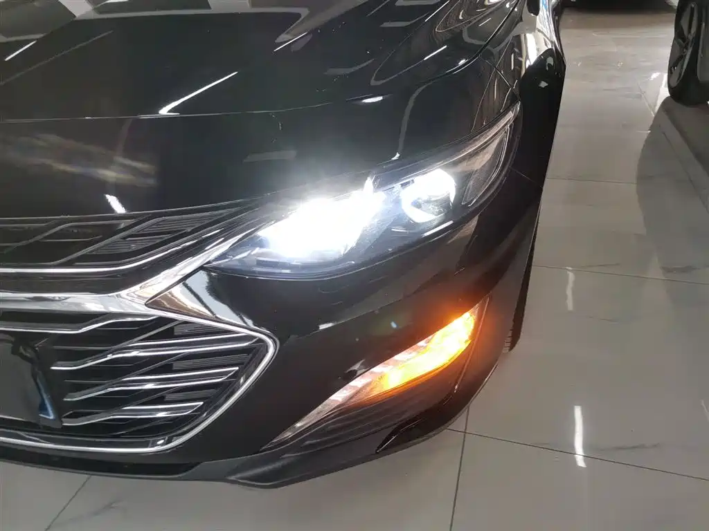 Chevrolet Malibu XL 2021 — фото 18