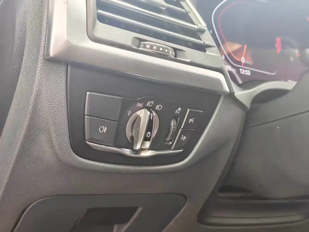 BMW X3 2022 — фото 17