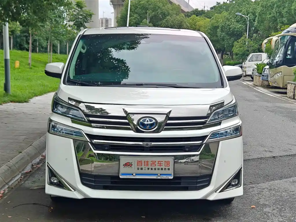 Toyota Vellfire 2020