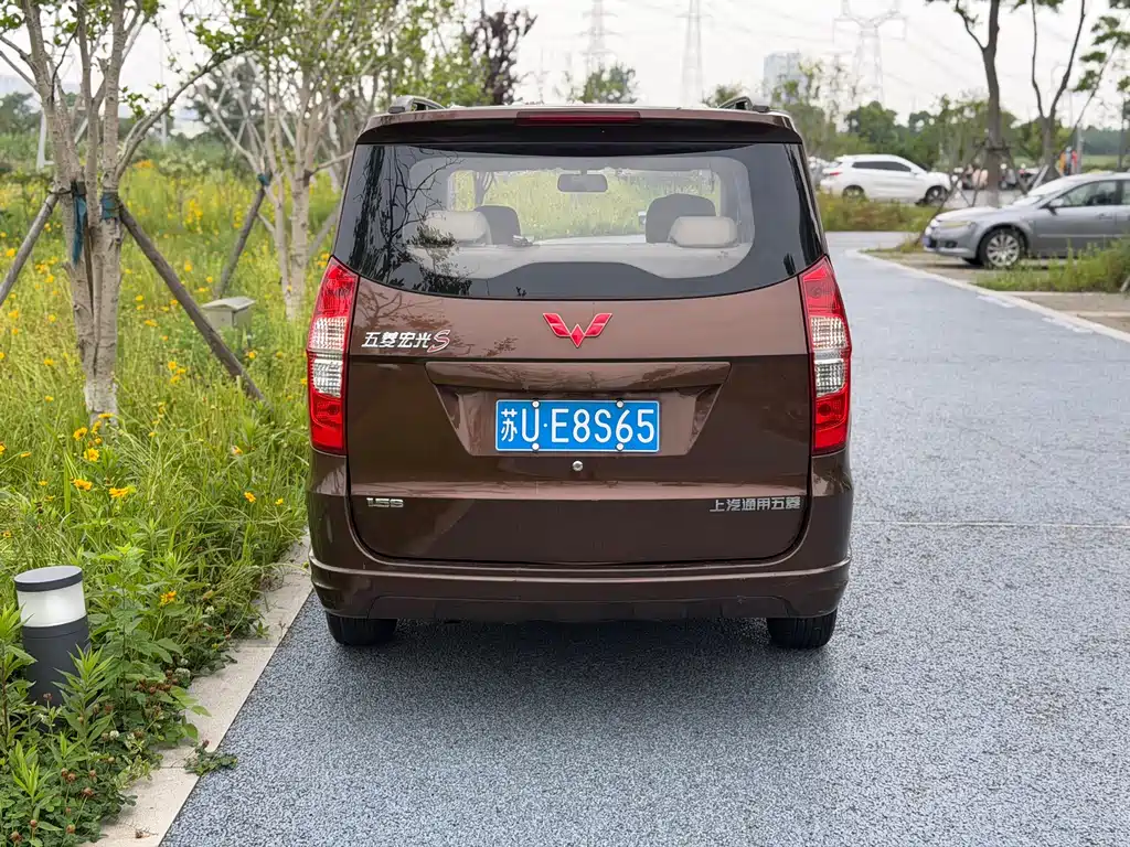 Wuling Hongguang 2018 — фото 3