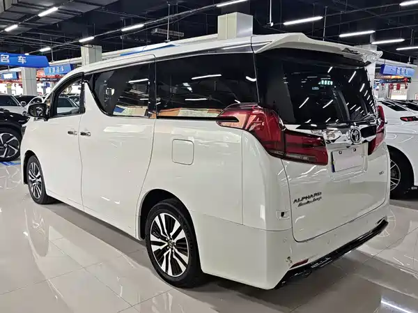 Toyota Alphard 2019