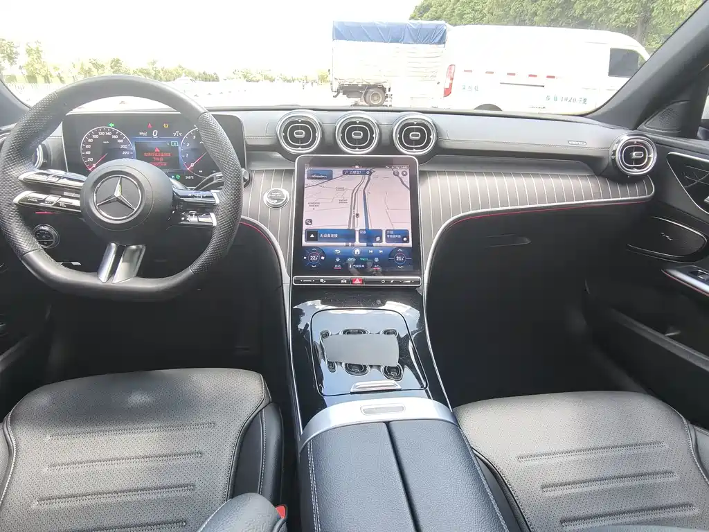 Mercedes-Benz C-Class 2023