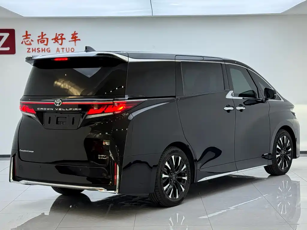 Toyota Vellfire 2024 — фото 14
