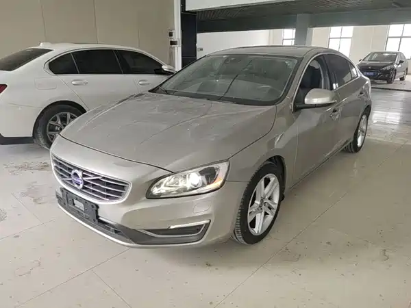 Volvo S60 2015