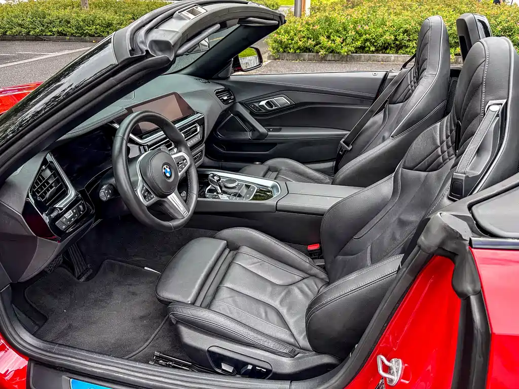 BMW Z4 2023 — фото 9