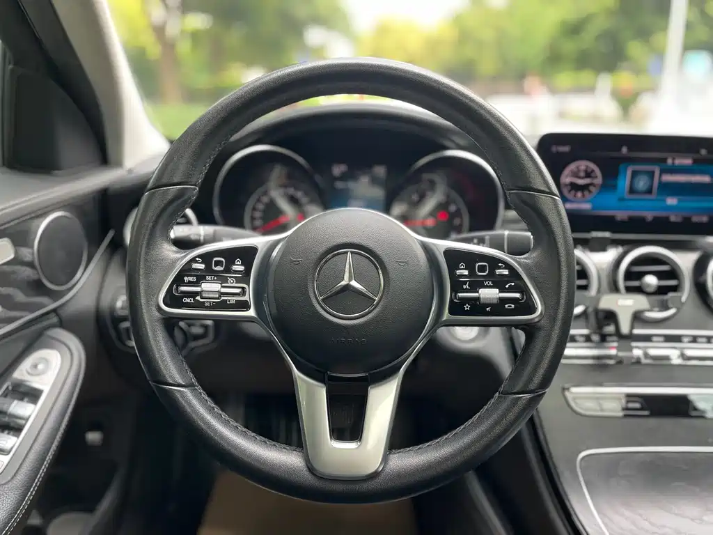 Mercedes-Benz C-Class 2019 — фото 14