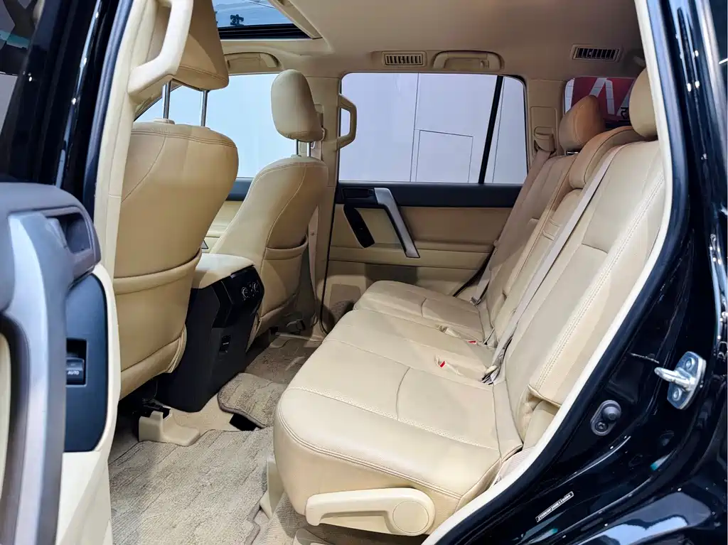 Toyota Prado 2017 — фото 10