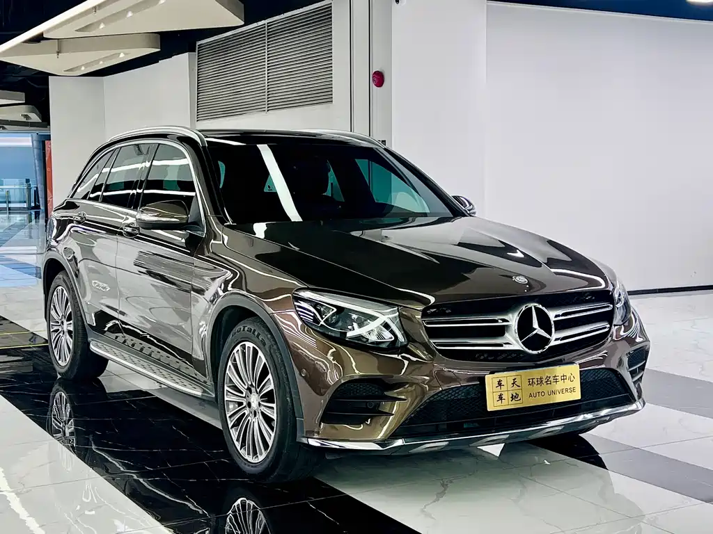 Mercedes-Benz GLC 2016 — фото 12