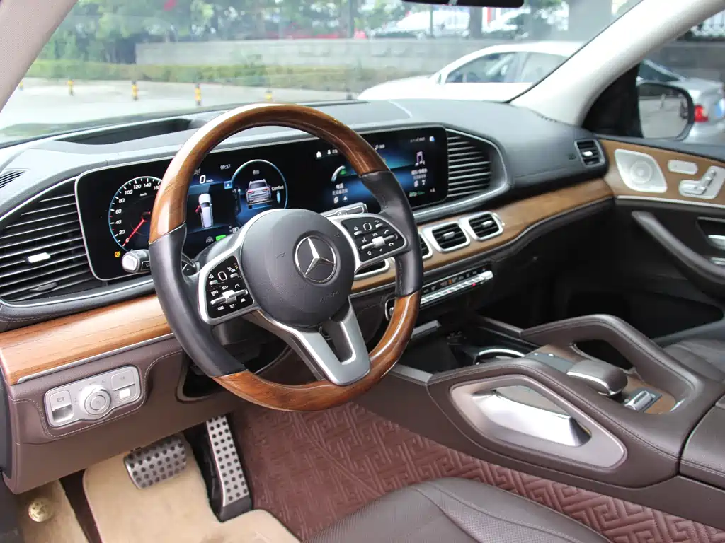 Mercedes-Benz GLS 2021 — фото 12