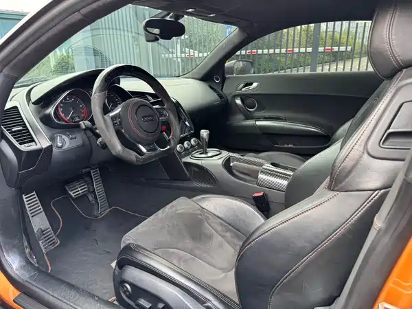 Audi R8 2012