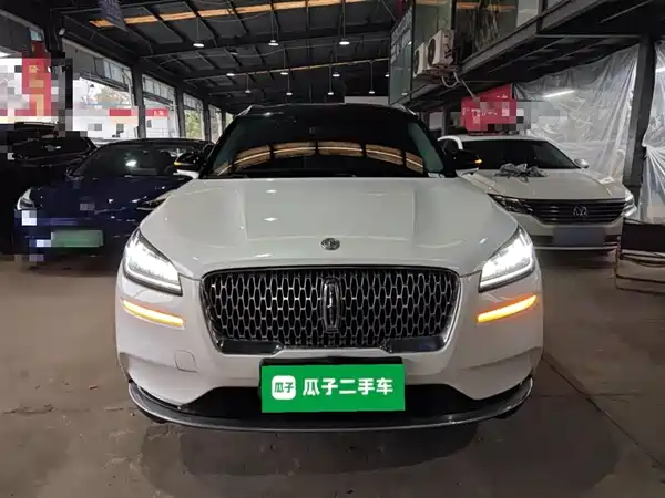 Lincoln Corsair 2021
