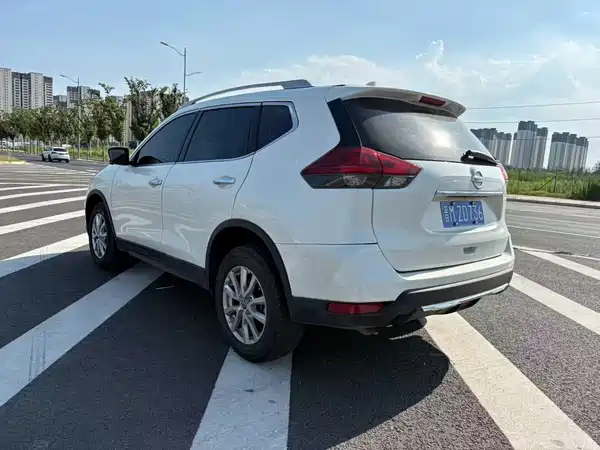 Nissan X-Trail 2025