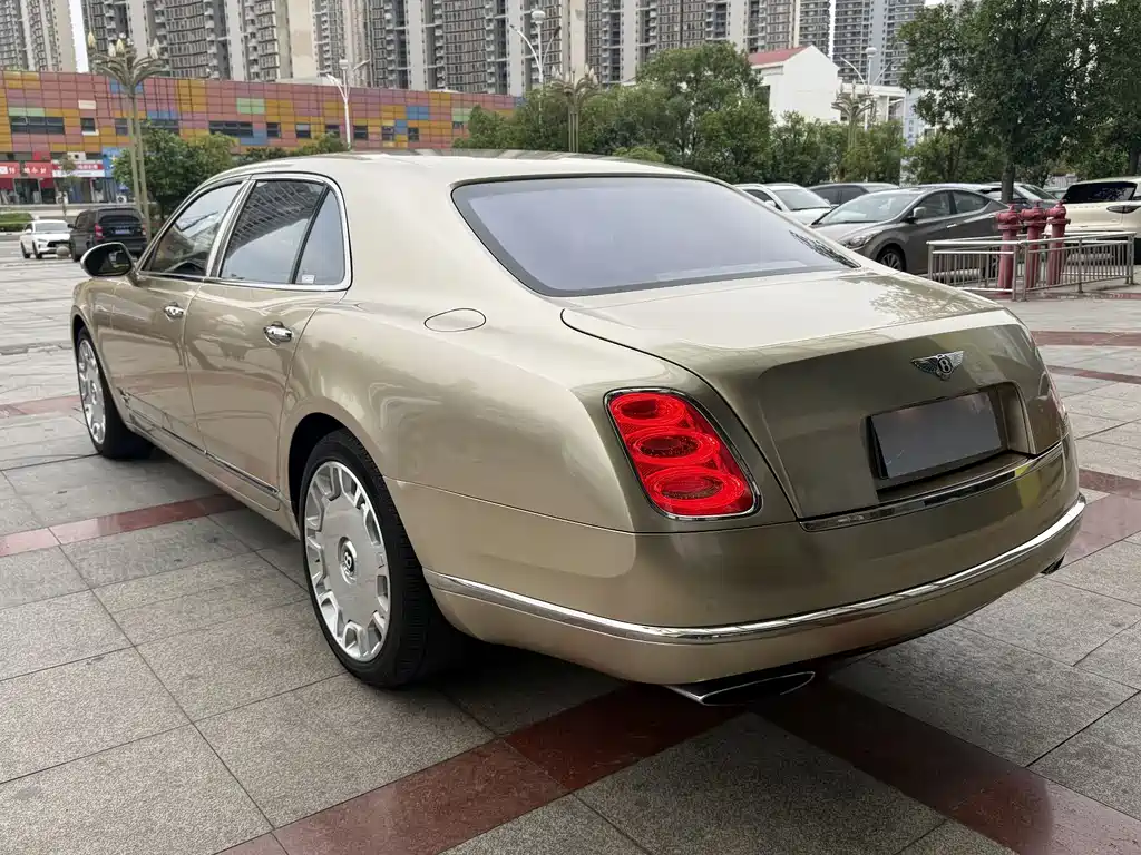 Bentley Mulsanne 2012 — фото 4