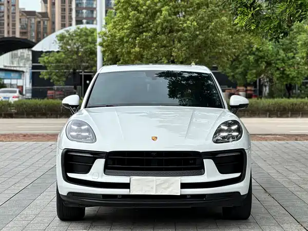 Porsche Macan 2022