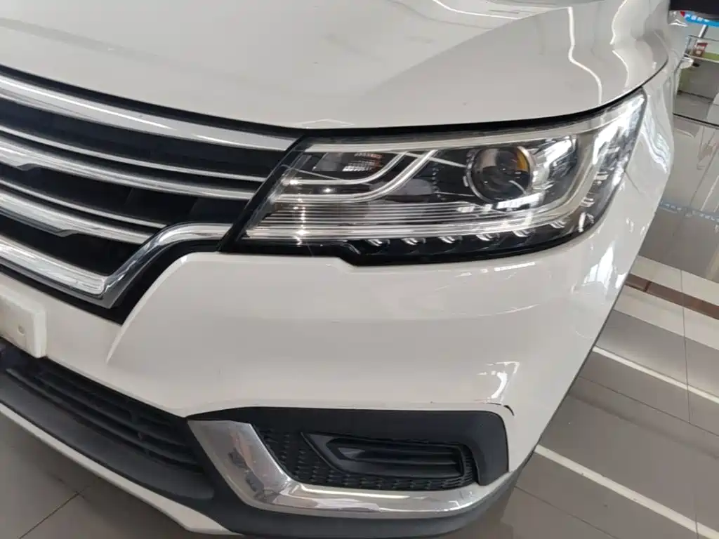 Roewe RX3 2018 — фото 24