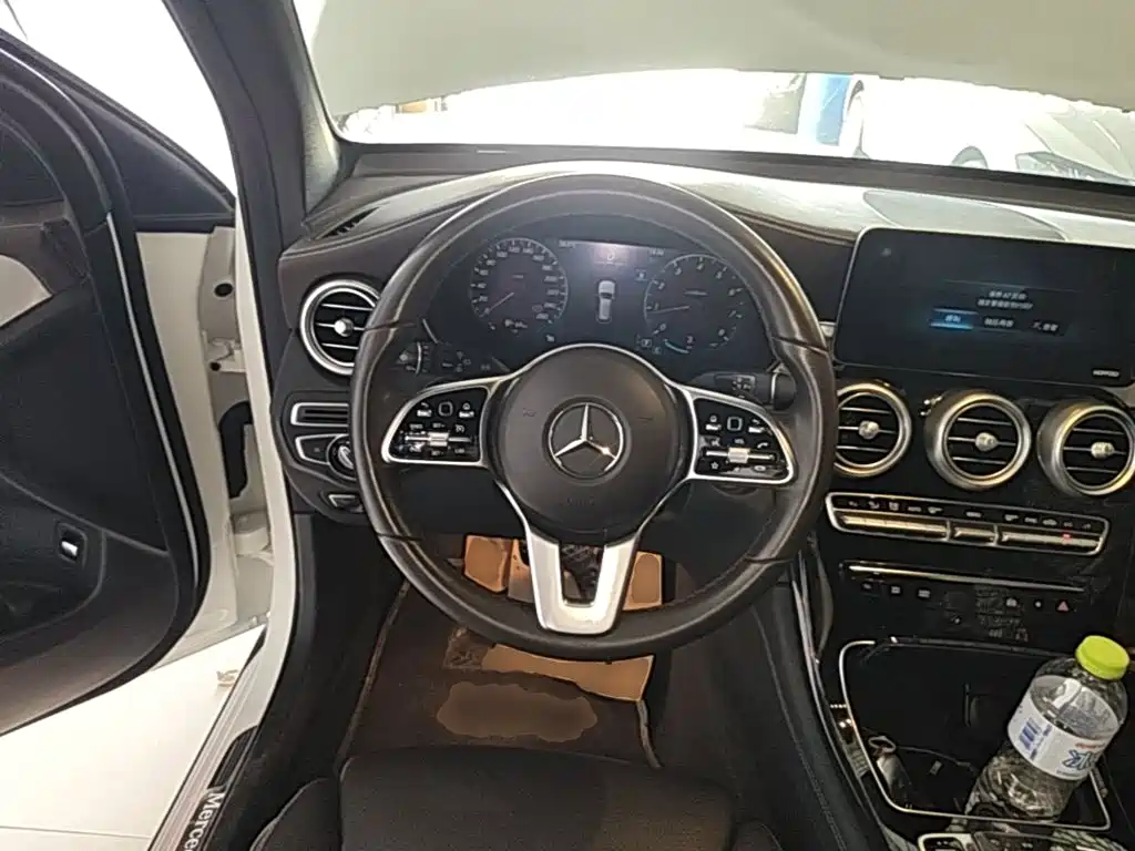 Mercedes-Benz GLC 2021 — фото 11