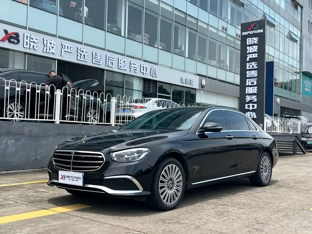 Mercedes-Benz E-Class 2022 — фото 1