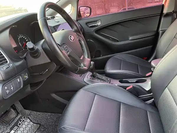 Kia K3 2013
