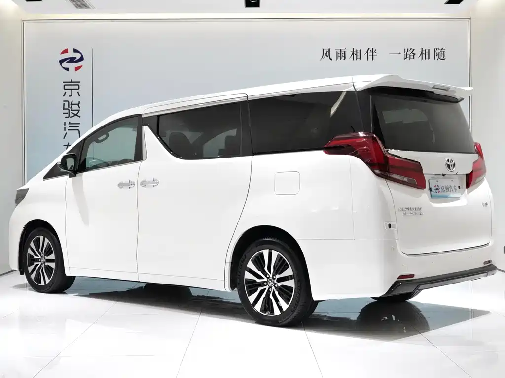 Toyota Alphard 2021 — фото 12