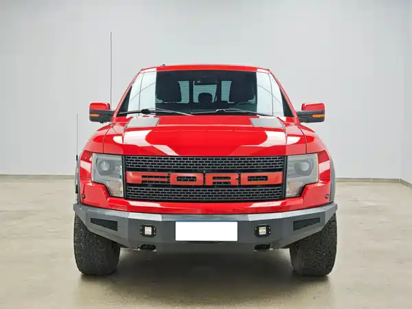 Ford F-150 Raptor 2015