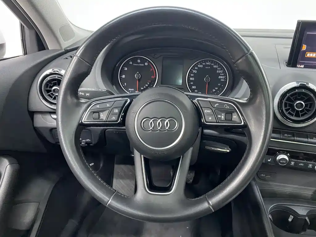 Audi A3 2020 — фото 14