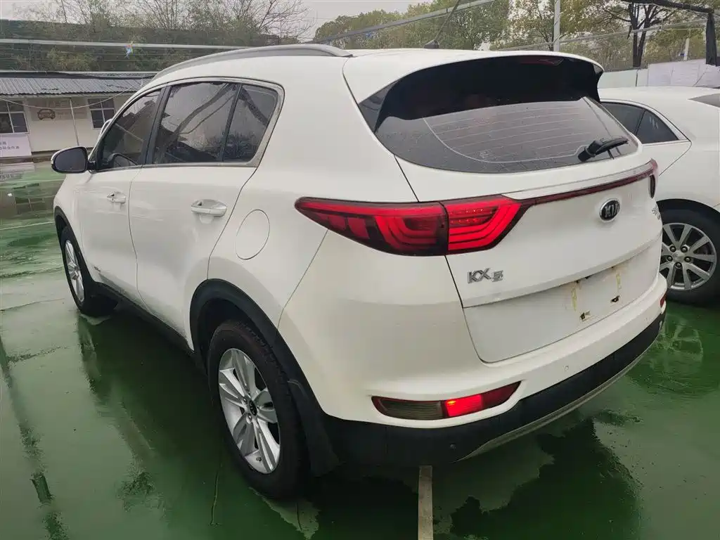 Kia KX5 2016 — фото 22