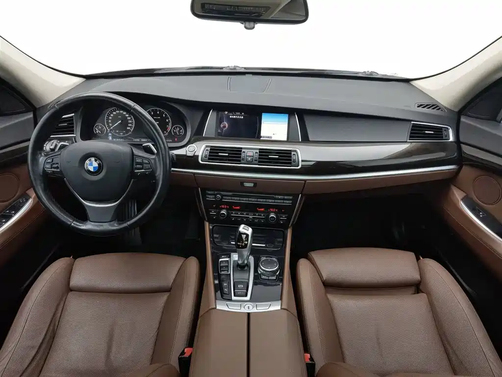 BMW 5 Series GT 2016