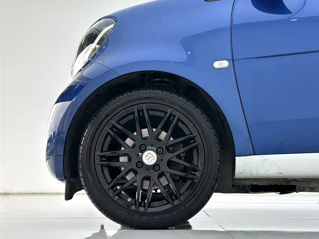 smart Fortwo 2020 — фото 9