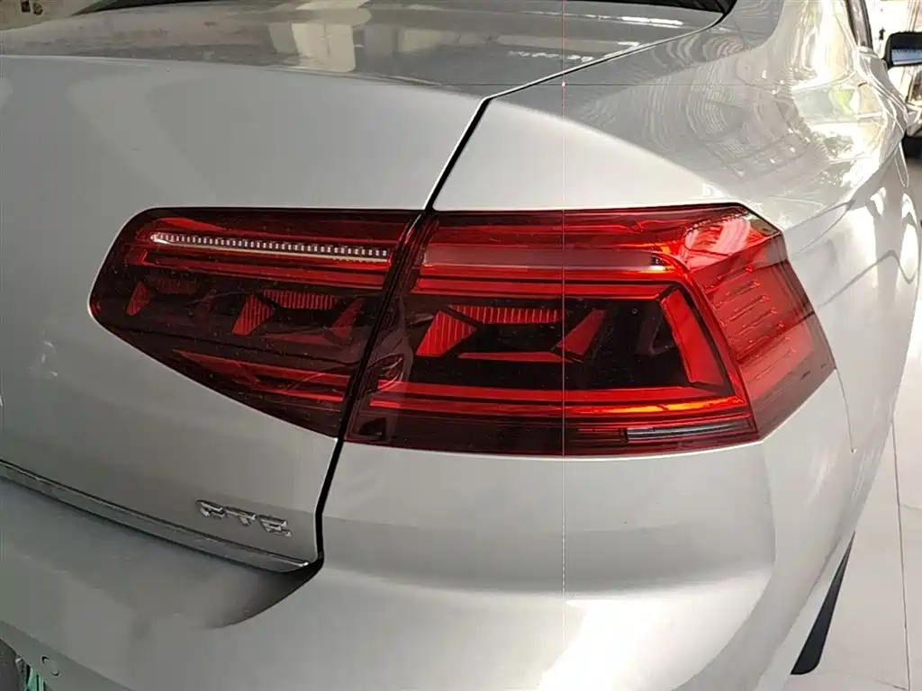 Volkswagen Magotan PHEV 2021 — фото 8