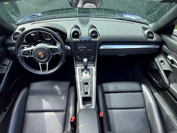 Porsche 718 2022
