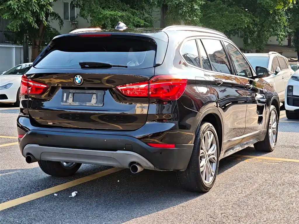 BMW X1 2018 — фото 5