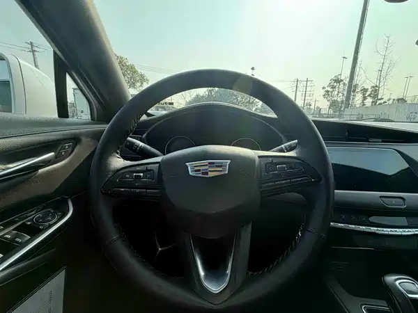 Cadillac XT4 2018