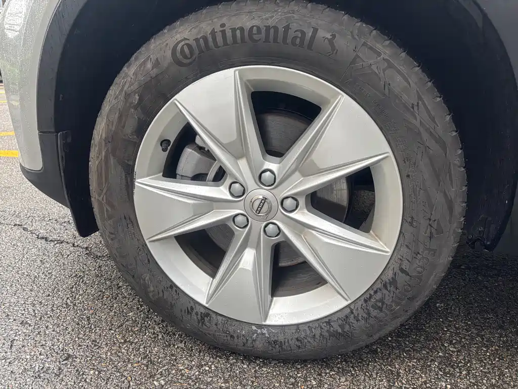 Volvo XC40 2022