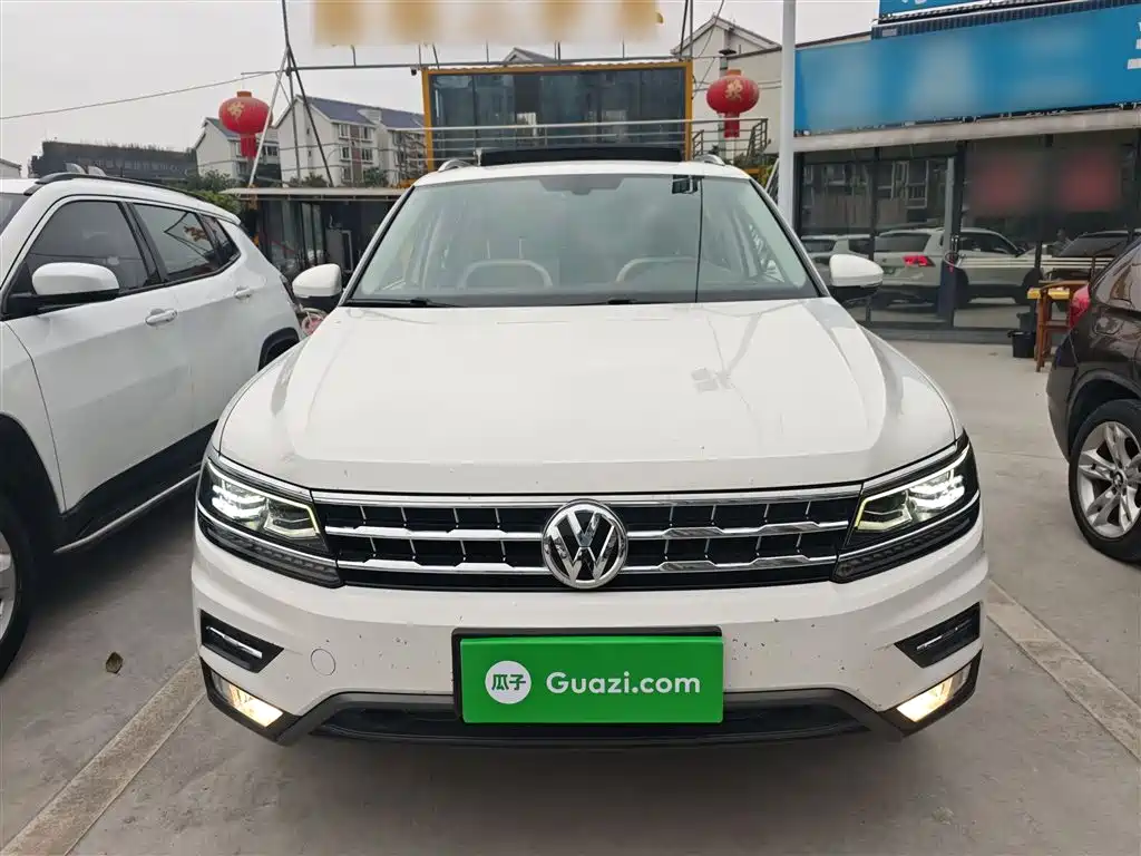 Volkswagen Tiguan L 2018 — фото 3