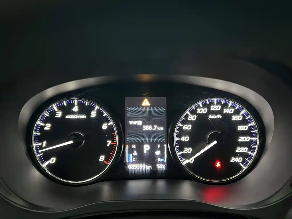 Mitsubishi Outlander 2020 — фото 11