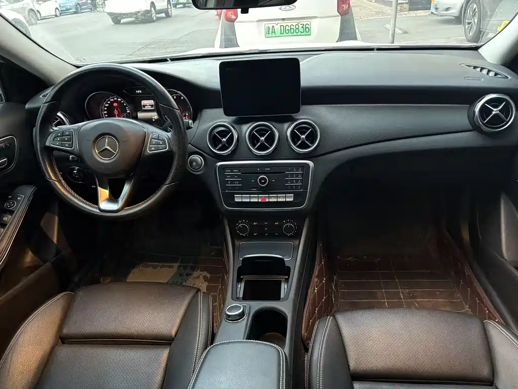 Mercedes-Benz GLA 2017 — фото 5