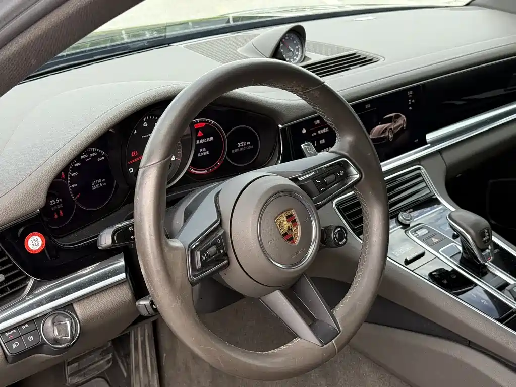 Porsche Panamera 2022 — фото 13