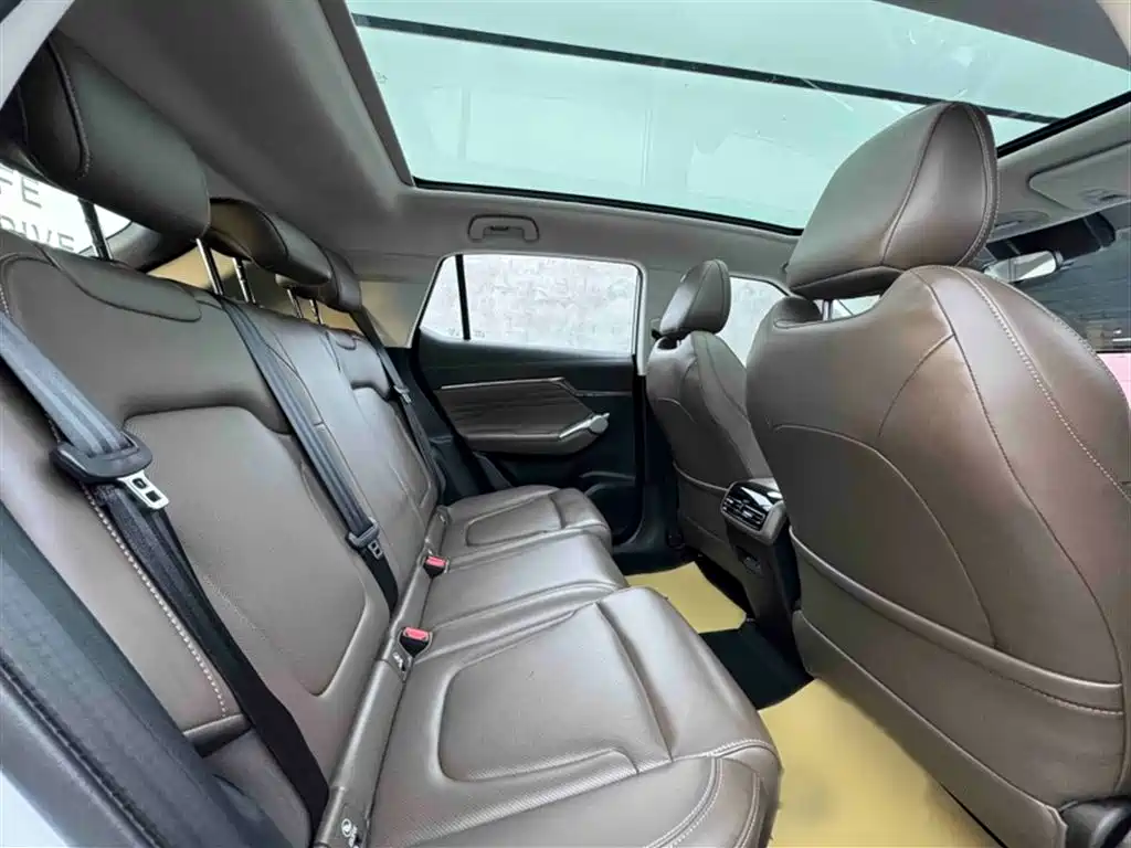 GAC Motor Trumpchi GS4 2024 — фото 17