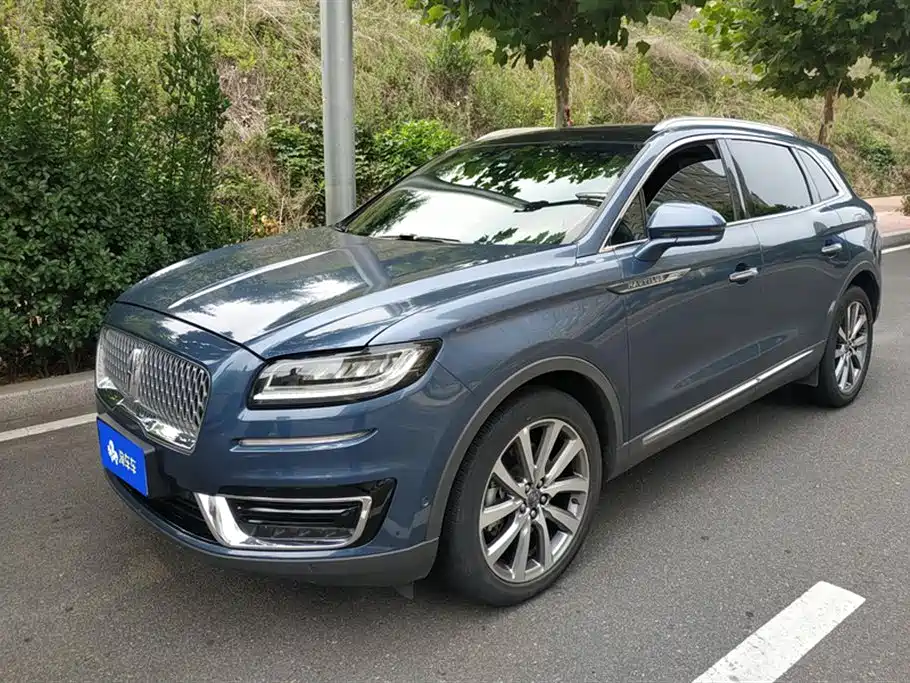 Lincoln Nautilus 2020