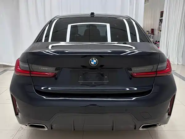 BMW 3 Series 2023