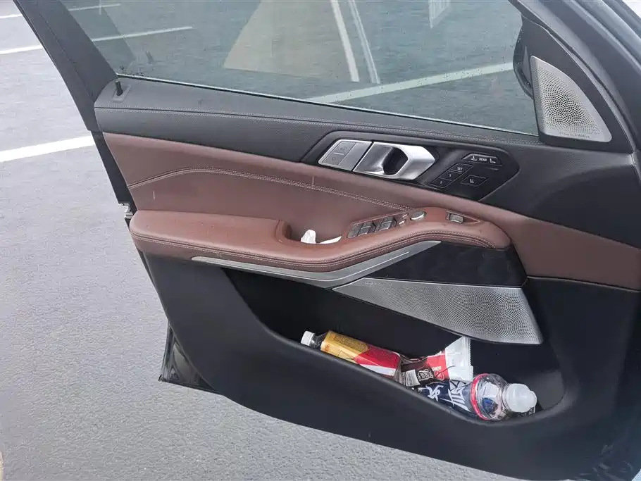 BMW X7 2022
