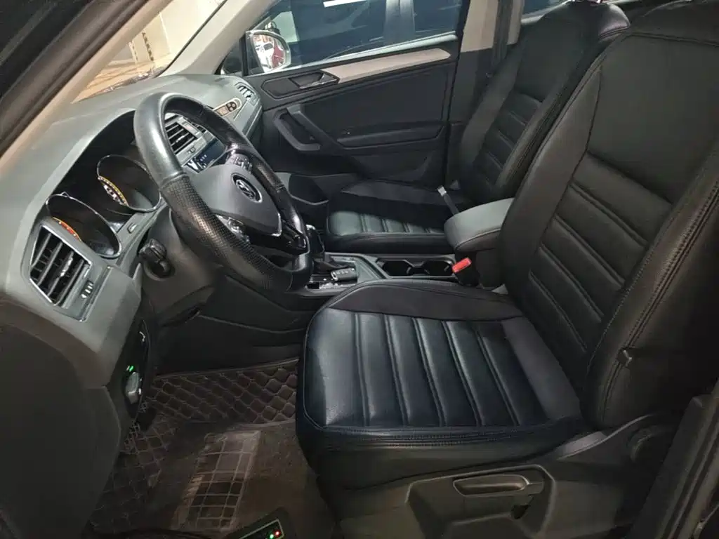 Volkswagen Tiguan L 2021 — фото 15