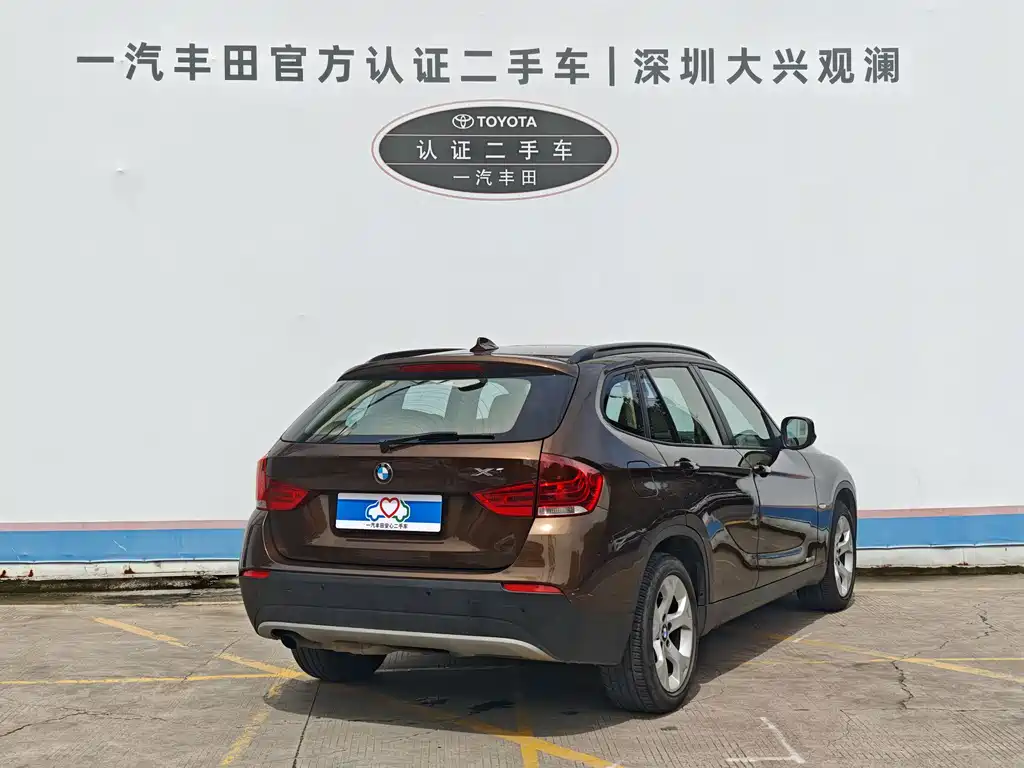 BMW X1 2011